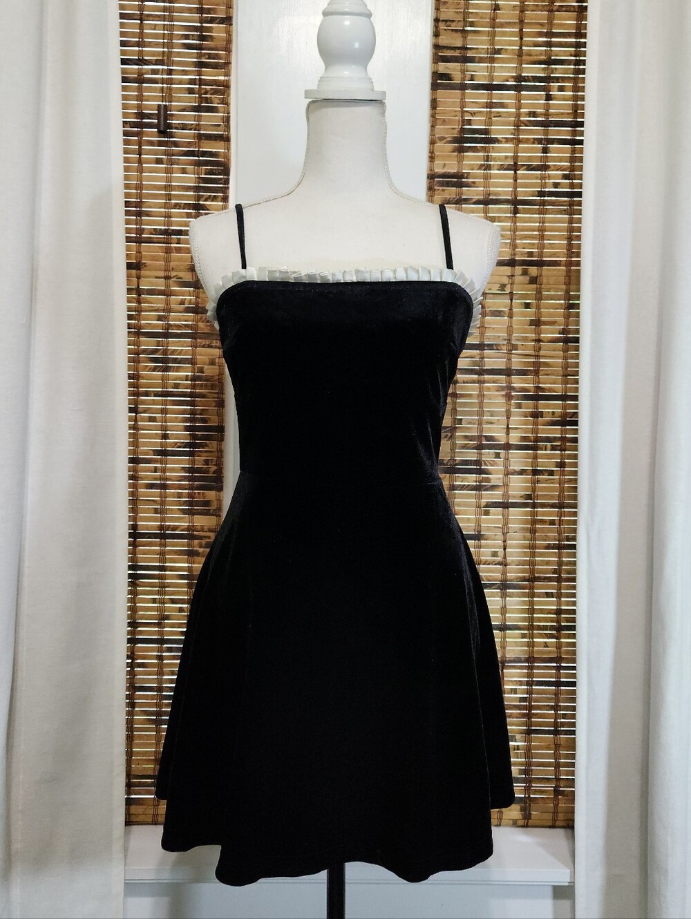 ✨ Lena Velvet Mini Dress ✨